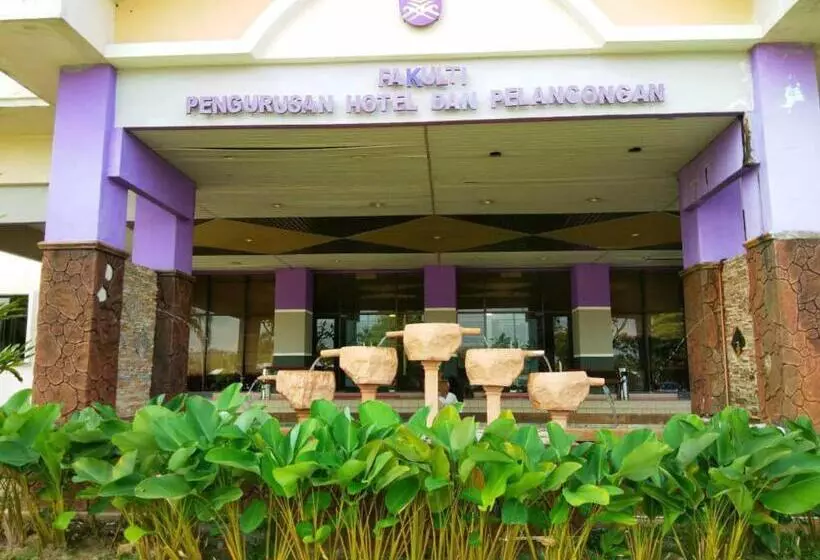 ホテル Uitm Permatang Pauh