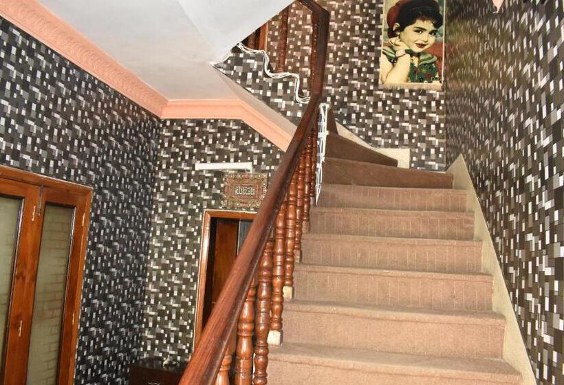 膳宿费 17 Guest House