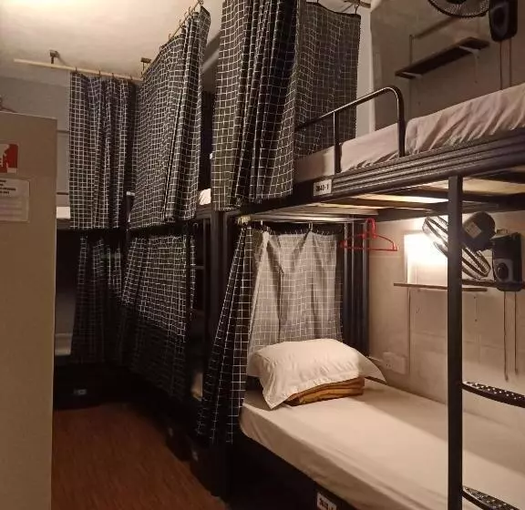 پانسیون Cozy Ac Shared Bunk Beds In Bayan Lepas