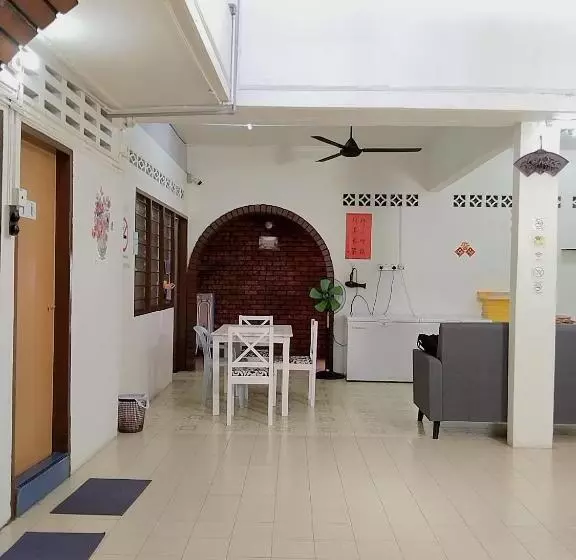 ペンション Happy Bentong Guest House