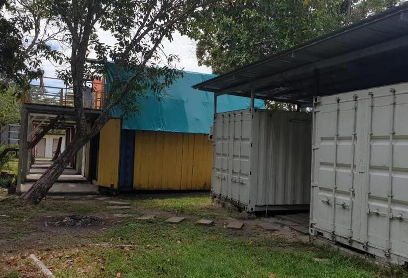 פנסיון Private Beach House With Sunset View @ Kuala Penyu Sabah