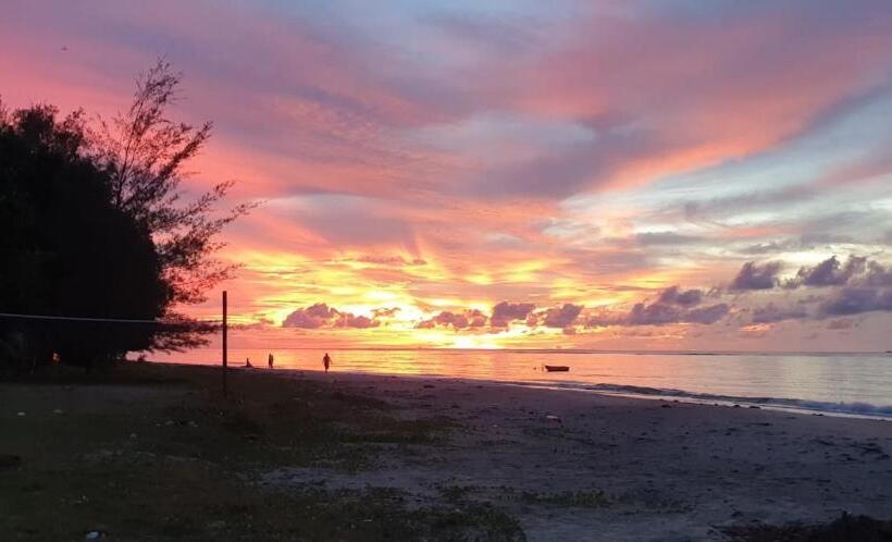 פנסיון Private Beach House With Sunset View @ Kuala Penyu Sabah