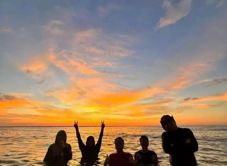 ペンション Private Beach House With Sunset View @ Kuala Penyu Sabah