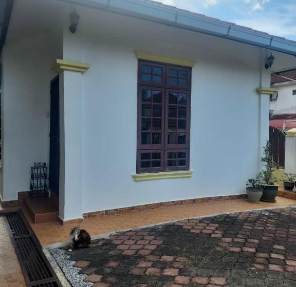 פנסיון Room 345