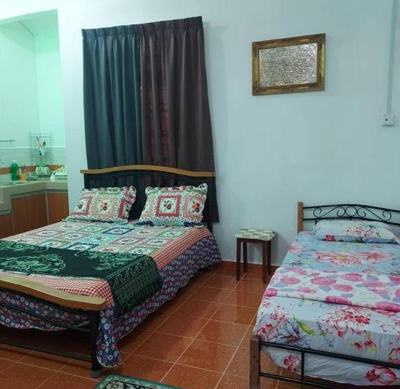 פנסיון Room 345