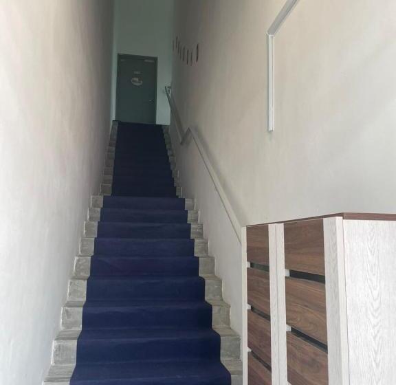 膳宿费 The Palace Guest House, Seri Gading Batu Pahat