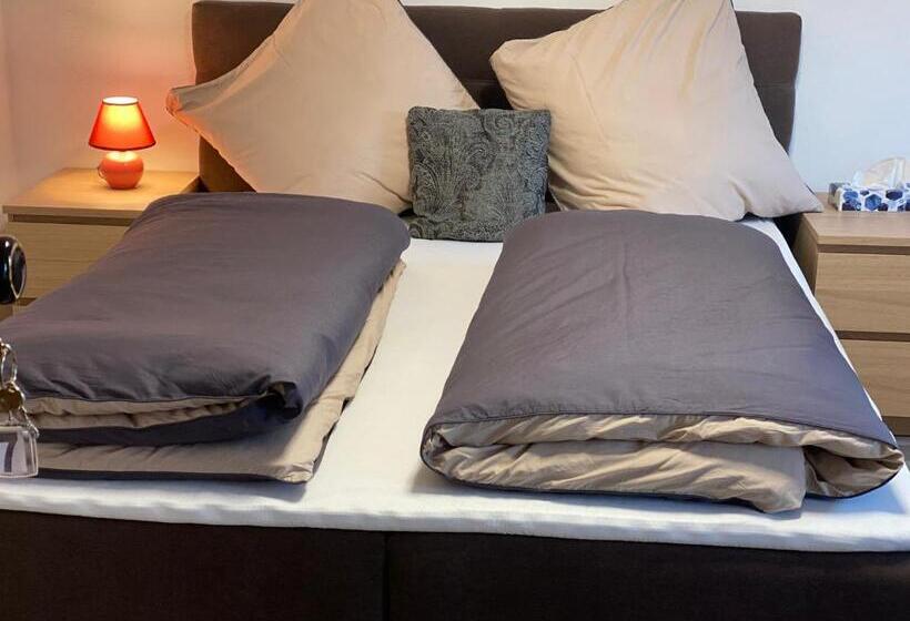 ペンション Zimmervermietung Abir