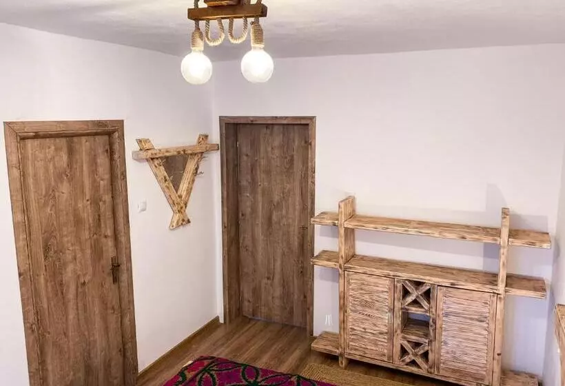 Pensiunea Casa Hărăbor
