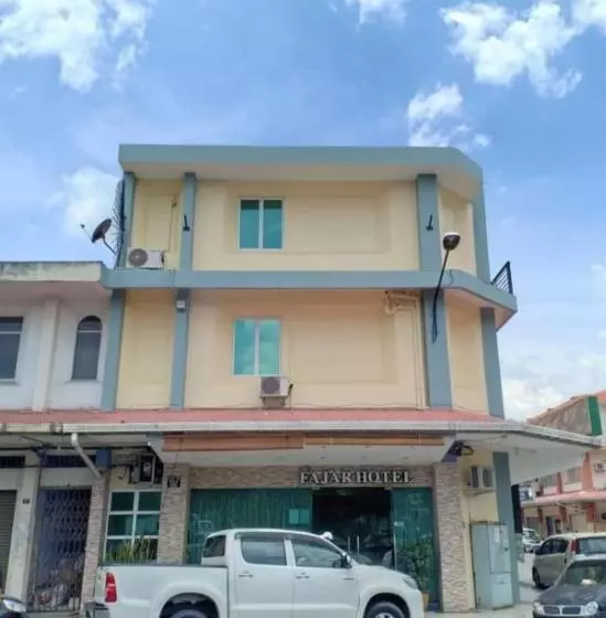 ユースホステル Fajar