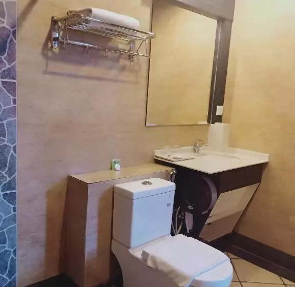 ユースホステル Fajar