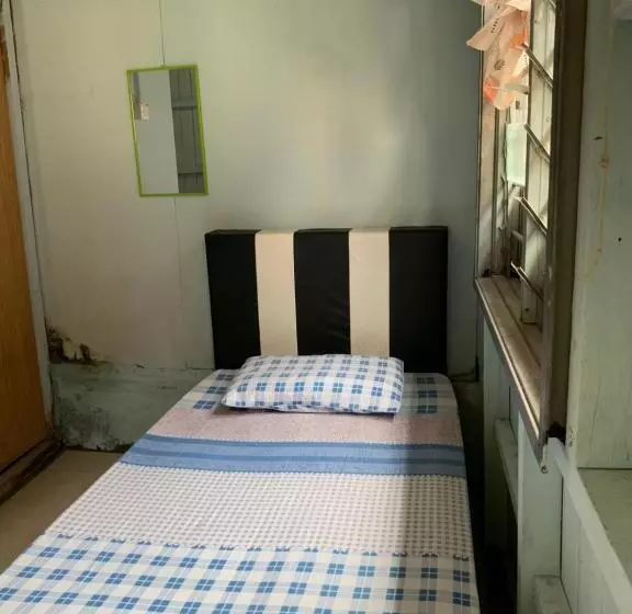 Retkeilymaja Z&z Budget Room