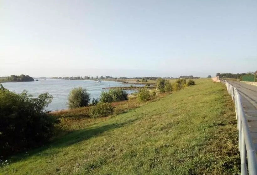 Aamiaismajoitus (B&B) Casa Nostra