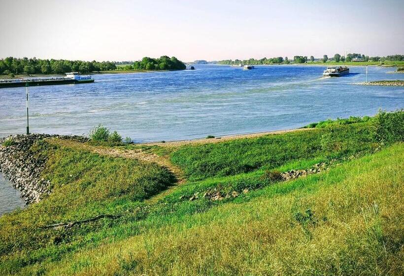 مبيت وإفطار Casa Nostra