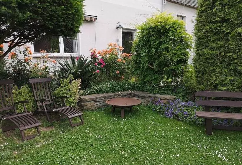 Aamiaismajoitus (B&B) Casa Nostra