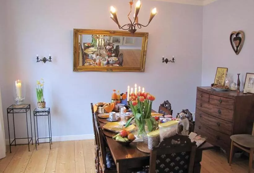 Aamiaismajoitus (B&B) Casa Nostra