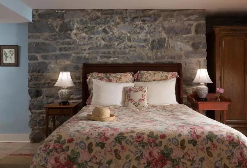 ベッドアンドブレックファースト Inn And Cabins At Vaucluse Spring