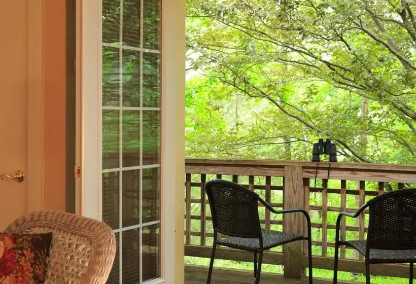 ベッドアンドブレックファースト Inn And Cabins At Vaucluse Spring