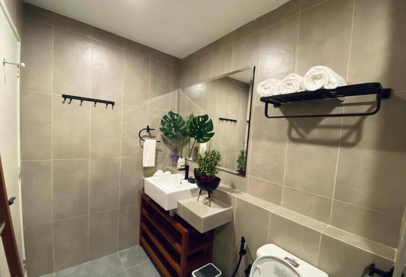 Deluxe Holiday Studio Suite At Timurbay With Seaview