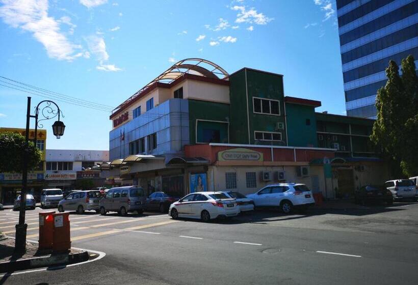 בית מלון כפרי Ambassador 1