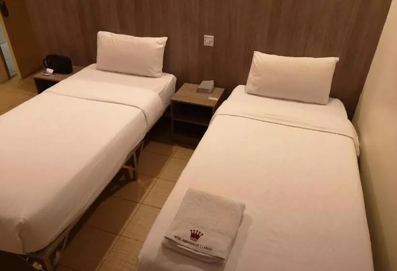 Hotelli Ambassador 1