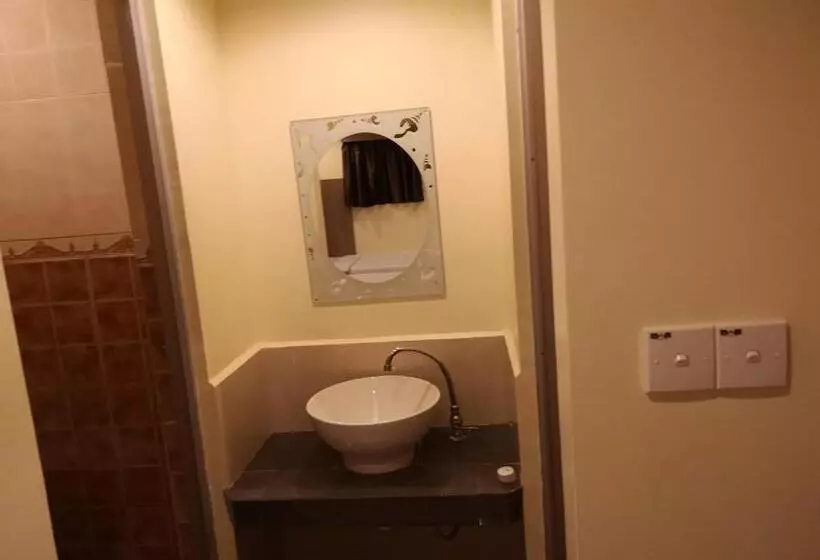 Hotelli Ambassador 1