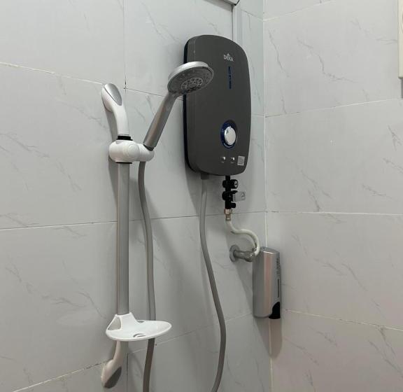 カプセルホテル Guest House Gua Kelam