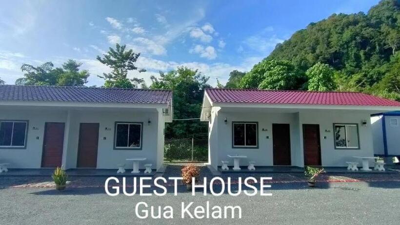 カプセルホテル Guest House Gua Kelam