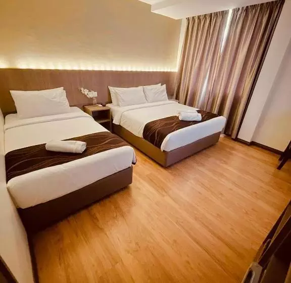 ホテル Labuan Jati