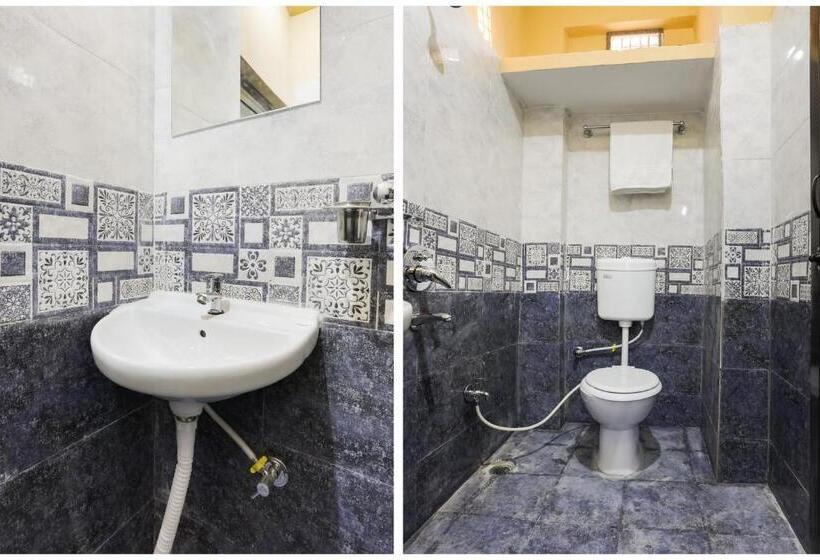 Отель O Nakhrali Basera