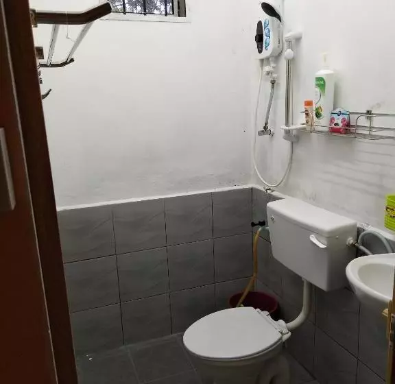 ペンション De La Homestay