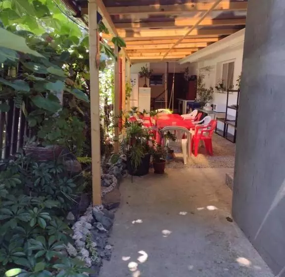پانسیون Thai House