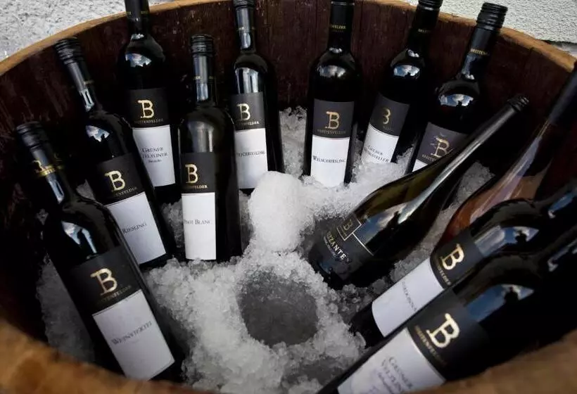 ペンション Weingut Breitenfelder
