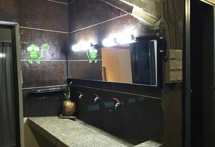 ユースホステル Hikers Sleep Port Guesthouse