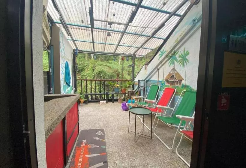 ユースホステル Hikers Sleep Port Guesthouse