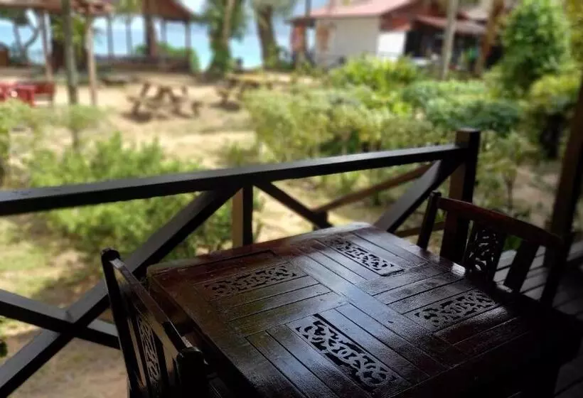 ユースホステル Swiss Cottage Tioman