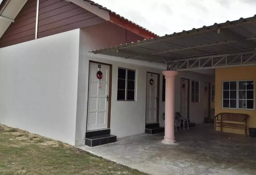 Retkeilymaja The Sofea Inn Transit Room Airport Kota Bharu