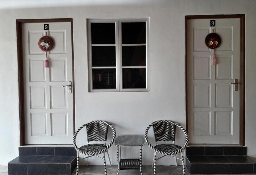 Общежитие The Sofea Inn Transit Room Airport Kota Bharu