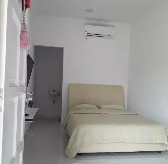 Retkeilymaja The Sofea Inn Transit Room Airport Kota Bharu