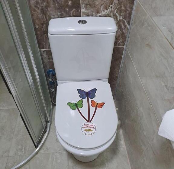 تختخواب و صبحانه Evland City Suit