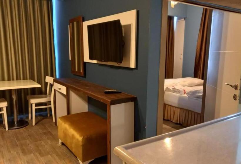 تختخواب و صبحانه Evland City Suit