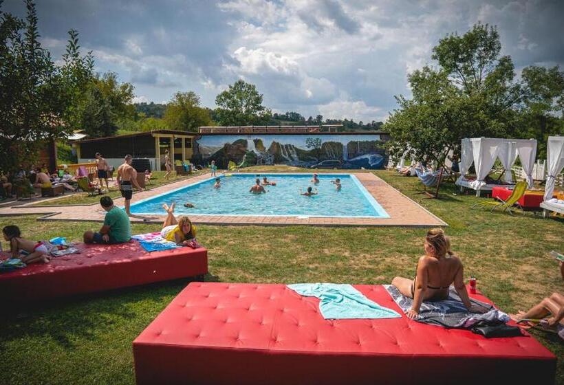 فندق Agrovillage