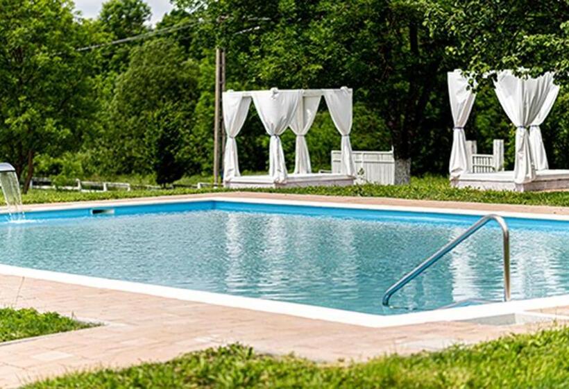 فندق Agrovillage