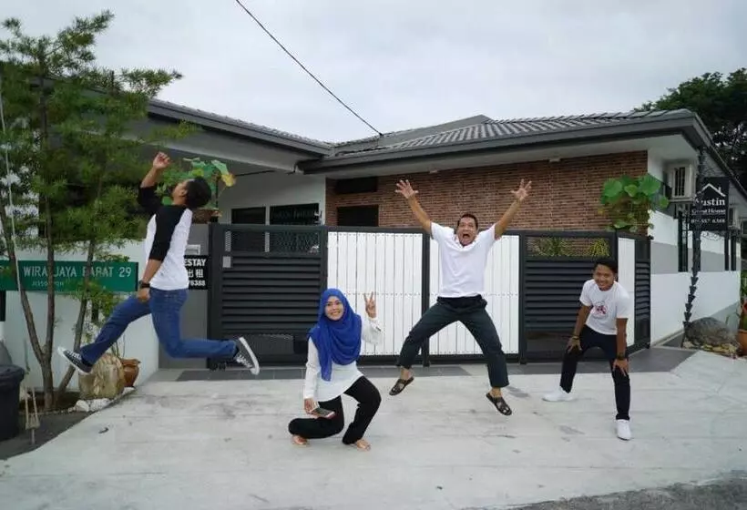 Majatalo Austin Guesthouse