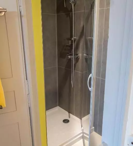 ペンション Jungbrunnen Orges