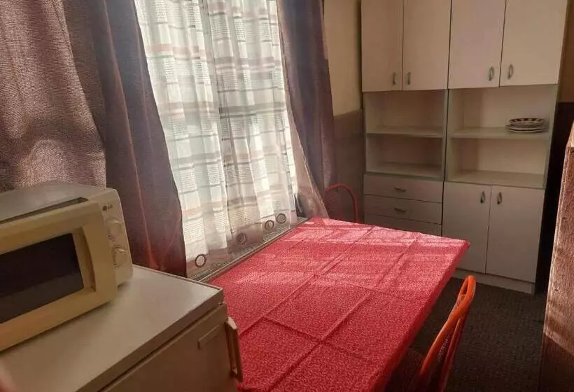 Rózsás Motel