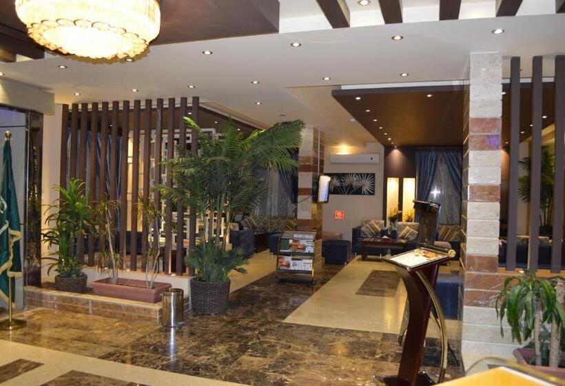 Al Bustan Crown Hotel 2