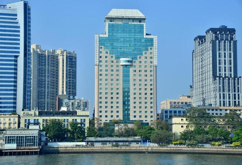 Haijun Hotel  Free Canton Fair Shuttle Bus