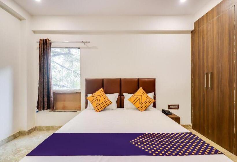 בית מלון כפרי Spot On 66645 Pearl Inn