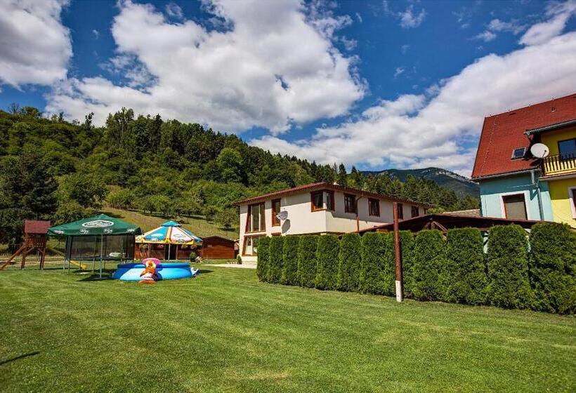 بنسيون Apartmány Lenka