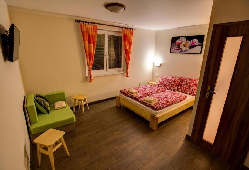 بنسيون Apartmány Lenka
